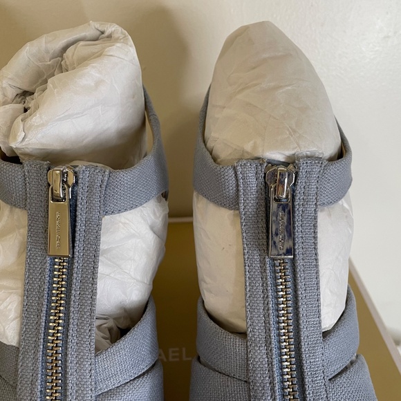 Michael Kors-Berkley Espadrille Platform Wedge-Size US 7.5M-NEW - Picture 12 of 16